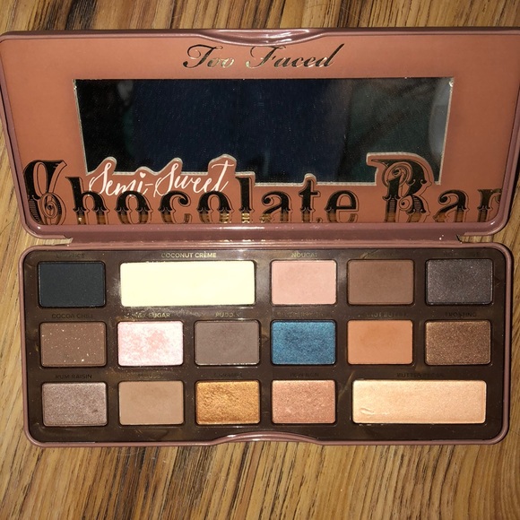 Too Faced Semi-Sweet Chocolate Palette - Picture 2 of 3